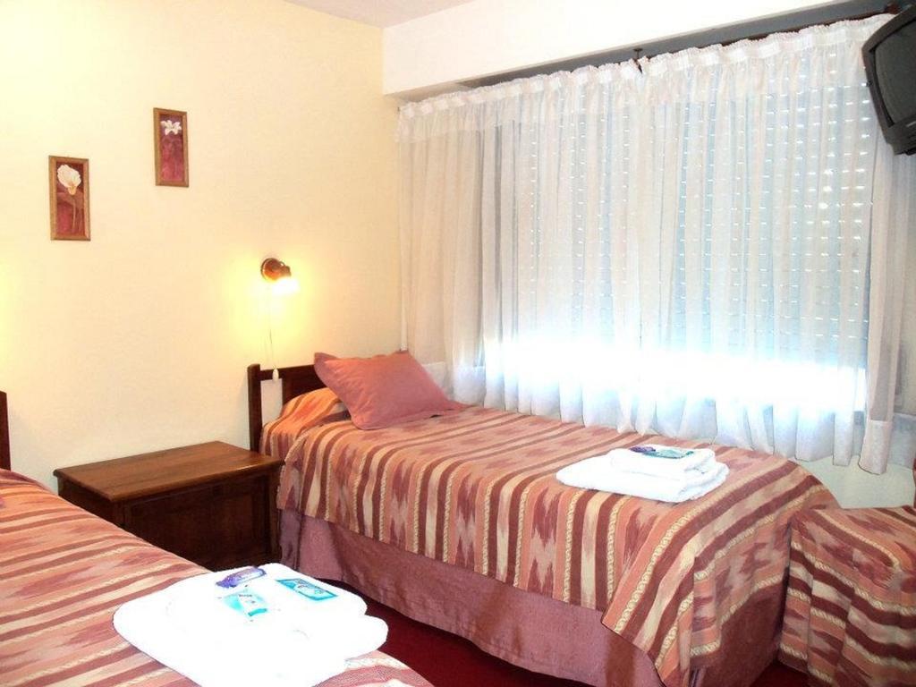 Dino'S Hotel Villa Gesell Room photo