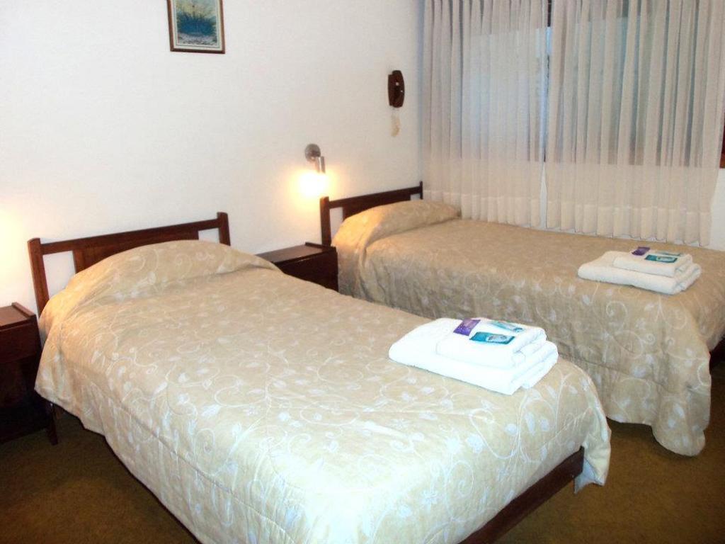 Dino'S Hotel Villa Gesell Room photo